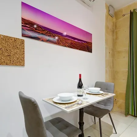 Tritoni Harbour Suites - Valletta Exterior photo