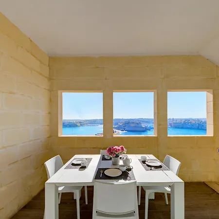 Tritoni Harbour Suites - Valletta Exterior photo